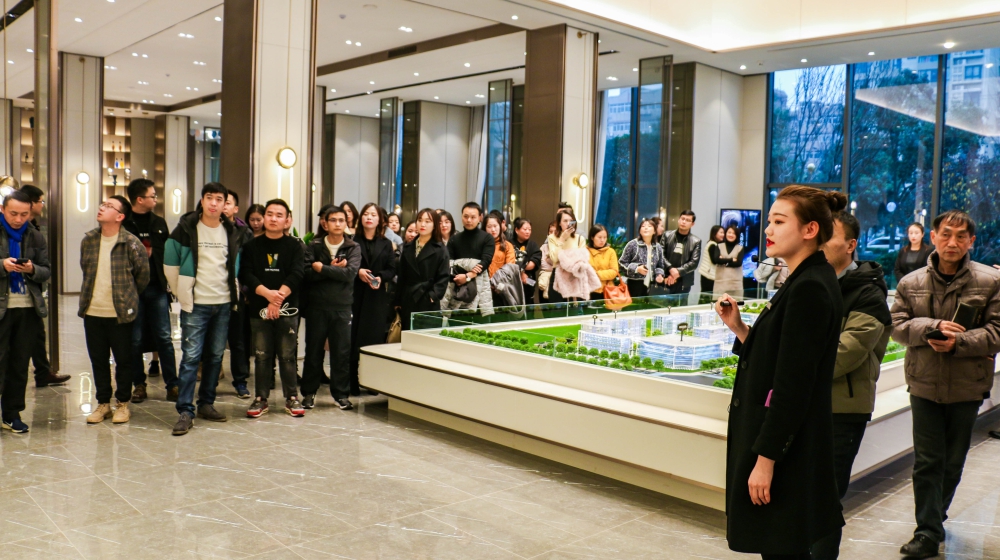 1575268773772160.jpg 03.jpg