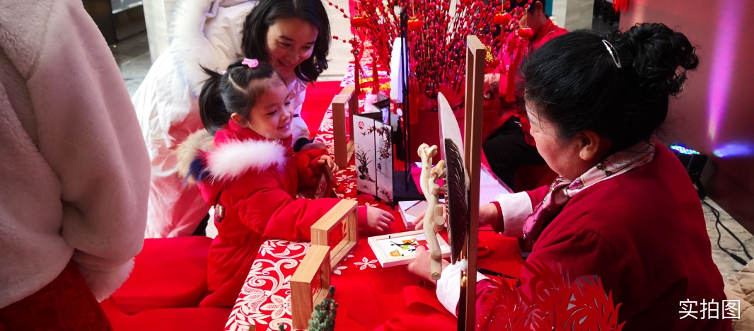 金輝江山銘著售樓部活動現場